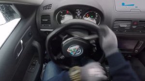 Как управлять машиной в гололёд: правила безопасного вождения