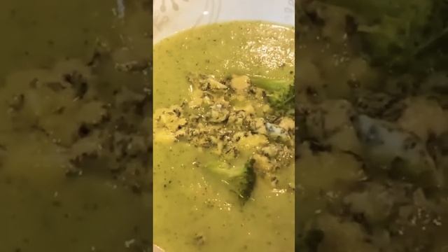 Суп из брокколи и сыра Стилтон.Готовим английский суп на моём канале