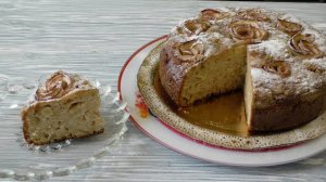 ШАРЛОТКА С РОЗАМИ ИЗ ЯБЛОК