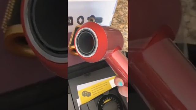 Осмотр фена Dyson Supersonic HD15 (цвет Топаз)