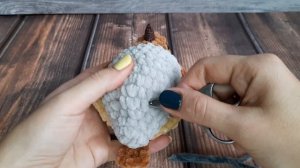 Делаем лапки для вязаных птичек.