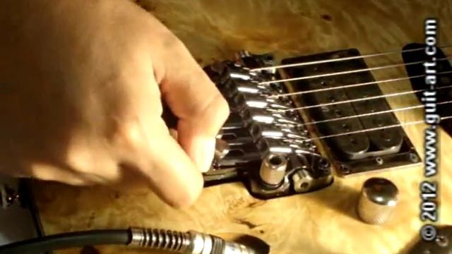 Octavación de Guitarra con Puente Tipo Floyd Rose. Tutorial por el DR. LIRAS. www.guit-art.com смотреть онлайн