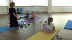 Гимнастика, растяжка для малышей #дети #первый год обучения #miss Kate #Gymnastic 2