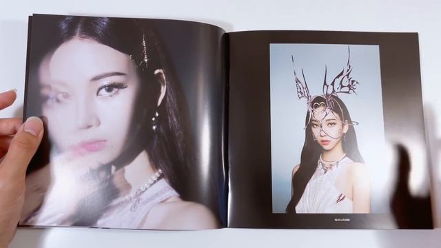 unboxing aespa "savage" albums ✯ hallucination quest, synk dive, p.o.s versions ! смотреть онлайн