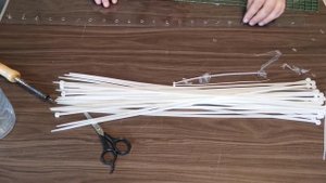 Тотем для растений своими руками с водоотводным и поливочным стаканами