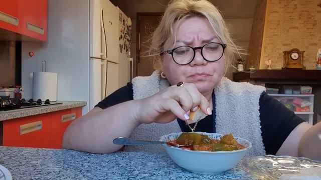 МУКБАНГ ? ВОТ ТАК ЛОМАЕМ СУДЬБЫ НАШИМ ДЕТЯМ. MUKBANG ?THIS IS HOW WE BREAK THE FATES OF OUR CHILDRE смотреть онлайн