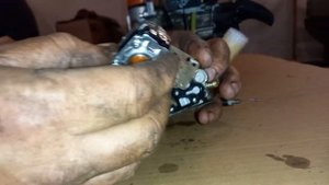 Ремонт триммера. Всё просто. Чистка карбюратора