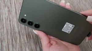 Распаковка телефона Samsung Galaxy S23 Plus