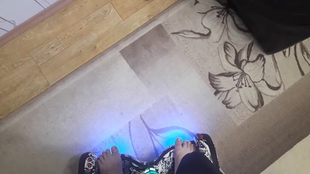 Купил ребенку гироскутер (Smart Balance Premium 10.5) но надо же самому испытать смотреть онлайн