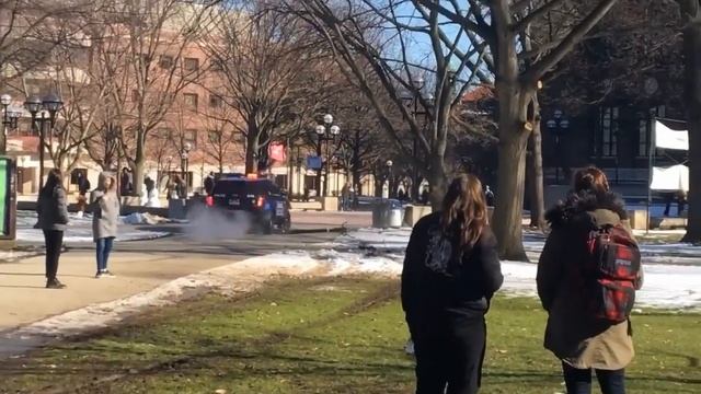 Police siren, but replaced with an shitty roblox death sound смотреть онлайн