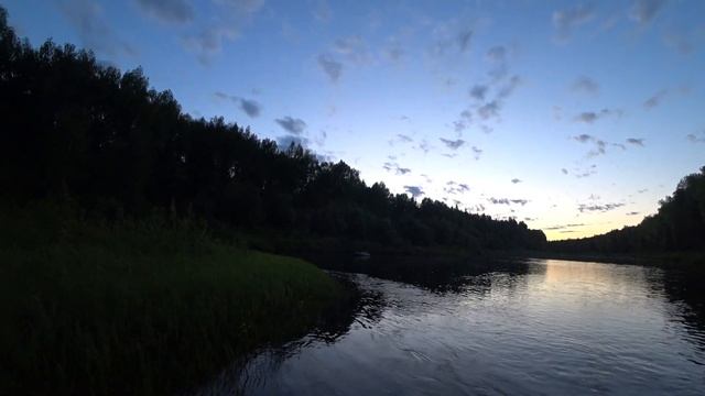 Сплав по лесной реке, рыбалка и таёжные приключения! #1