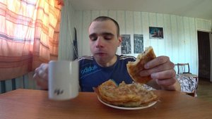 МУКБАНГАСМР ПИРОЖКИ с КАРТОШКОЙ и ГРИБАМИ и КОМПОТ ОБЖОР ЕДА ОБЕД EATING ASMR Mukbang#159