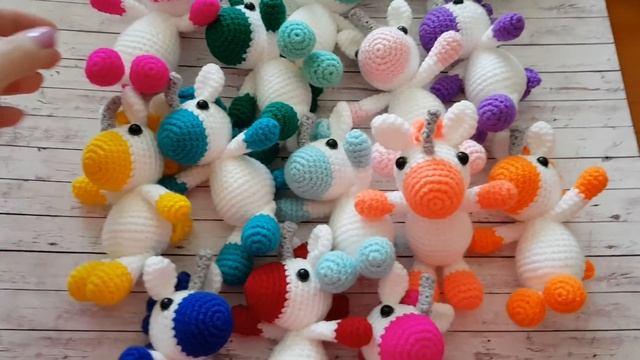 Навязала много игрушек крючком!!! смотреть онлайн