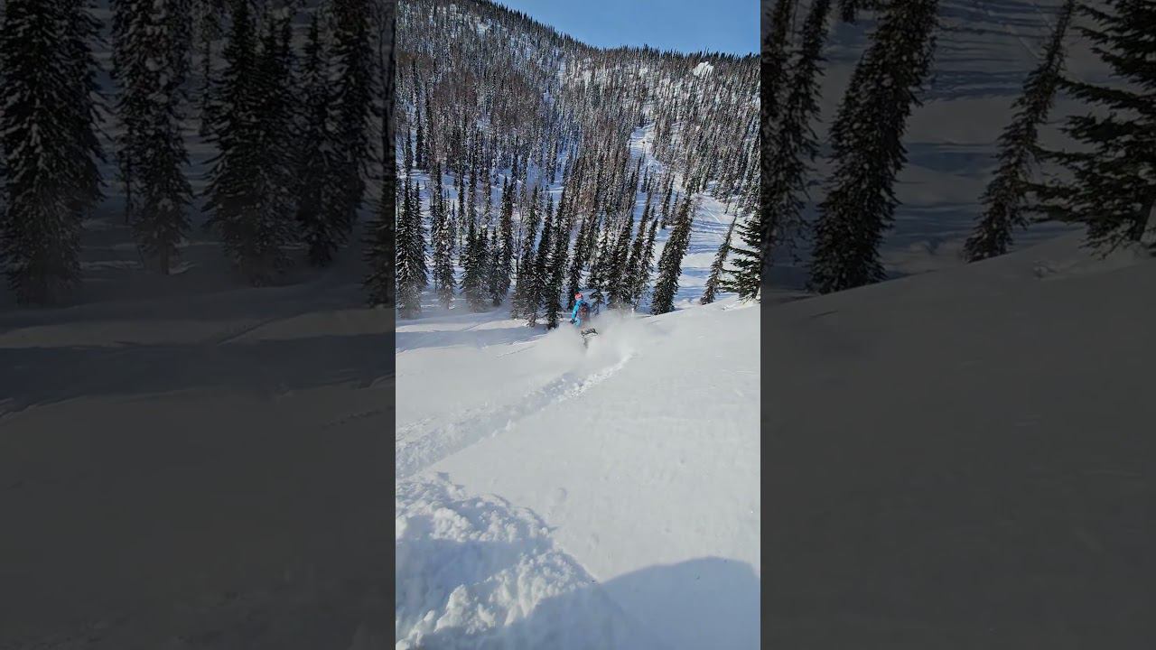 Покорение снежных вершин Лужбы с помощью снегоходов "Активного отдыха" смотреть онлайн