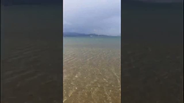 чистое и красивое Тирренское море, Италия