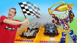 Веселые игры в гонки - Роботы тоботы гоняют на Super Track Set: новые игрушки для мальчиков