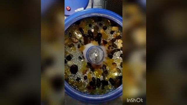 Полировка янтаря в стеклянных шариках. смотреть онлайн