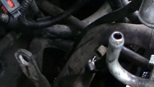 Замена пробки (заглушки) на блоке двигателя. самому... смотреть онлайн