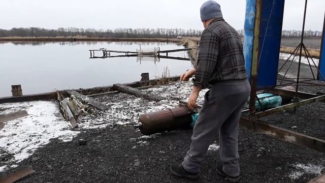 Как сделать плавающий аэратор на озеро смотреть онлайн