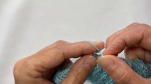 Пуловер для куклы Паола Рейна