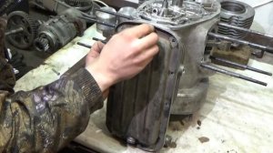 Сборка двигателя мотоцикла Днепр ( часть 1 ). Установка поддона, передней крышки коленвала.