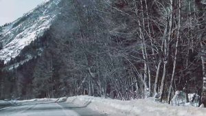 Дорога на Домбай в конце февраля