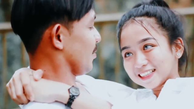 DECENG MUWALE' PEDDI - Wiwi Anjani || Cipt. Zankrewo (Official Music Video). смотреть онлайн