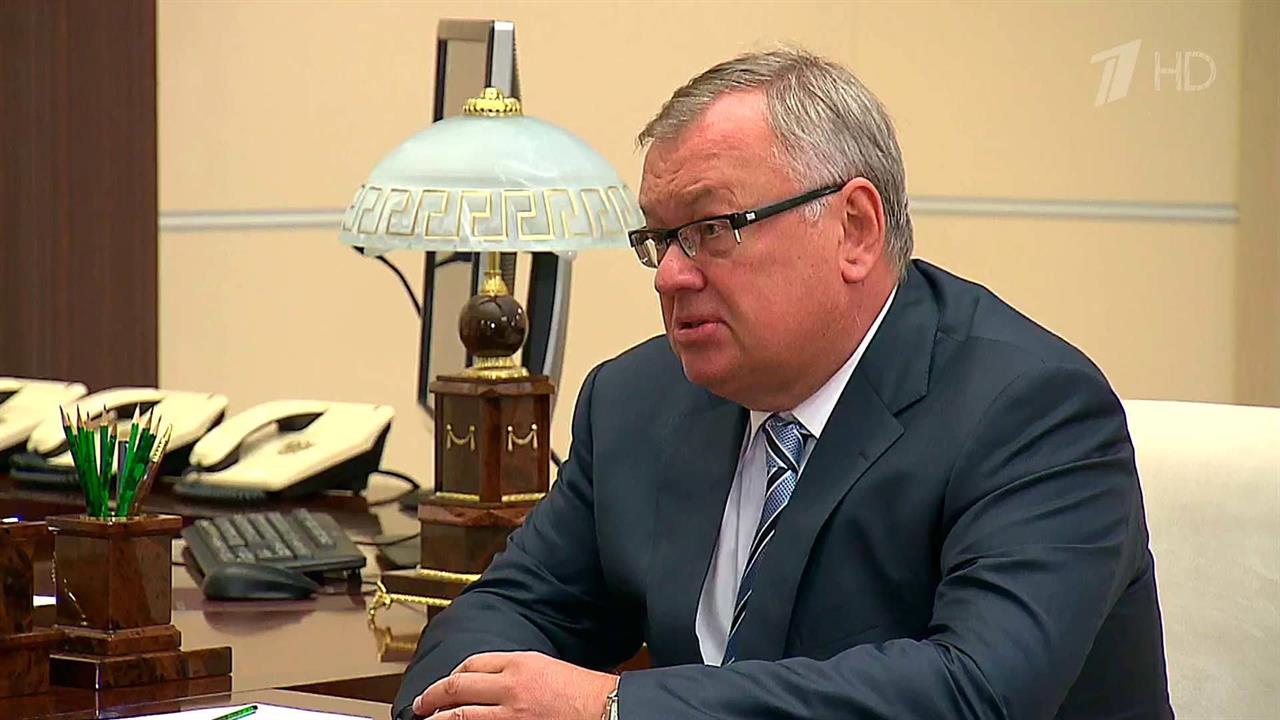 О снижении процентной ставки по ипотеке рассказал Владимиру Путину глава ВТБ Андрей Костин