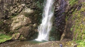 Gveleti waterfall Georgia | Водопад Гвелети Грузия Купаемся