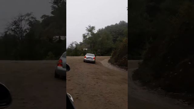 Перевал шаумян разбили дорогу