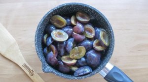 Густой сливовый джем