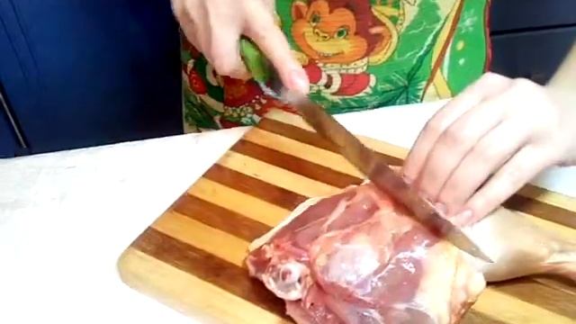 Как разделать крупную курицу смотреть онлайн