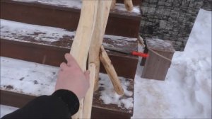 Перила на крыльцо, качели, стол, скамейки под старину.