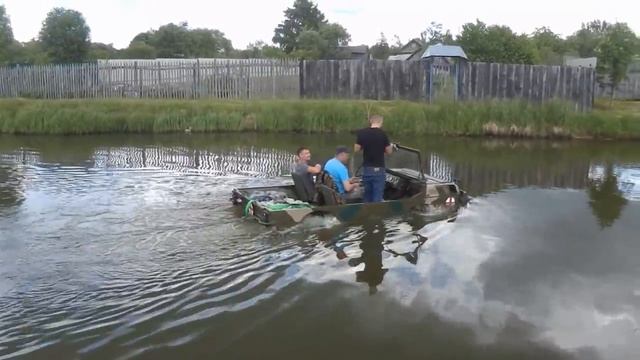 Плаваем на Амфибия ЛуАЗ-967 смотреть онлайн