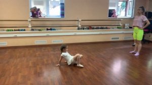 Юрьева Ксения, Новослободская, основы хореографии для детей 5-6 лет сб вск 11:00