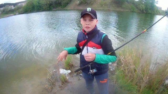 Ловля окуня на болоте смотреть онлайн