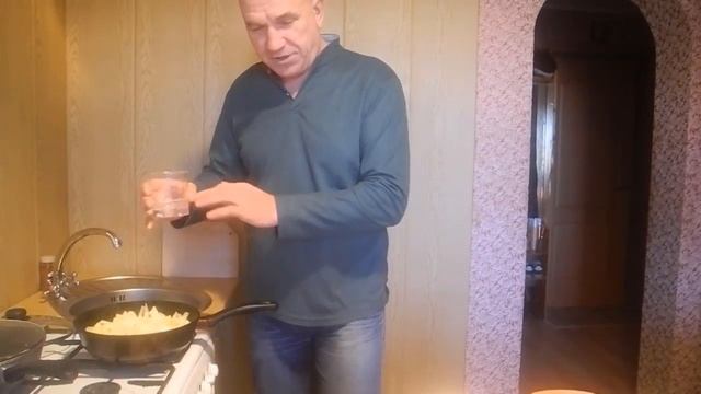 Как без масла пожарить картошку,вкусно и полезно смотреть онлайн