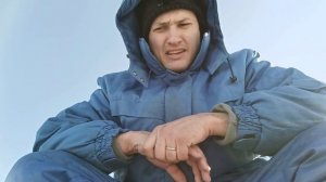 Зимняя рыбалка на поплавок цветок на озере Медзозол. Рыбалка на Витебщине. Зимняя ловля 2022.