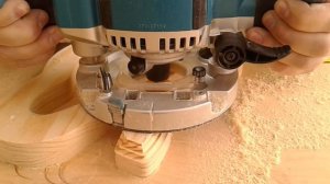 Фрезерование и изготовление большого деревянного слова "Yes"