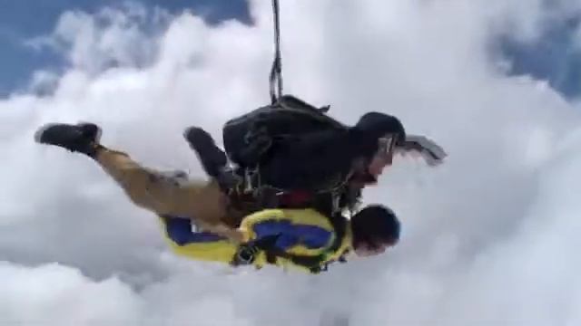 12 летний Парашютист смотреть онлайн