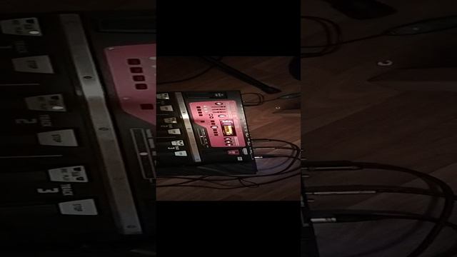 Фразовый сэмплер Boss RC-300