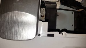 HOW TO REPLACE THE LAMP ON A BENQ W 1070 PROJECTOR