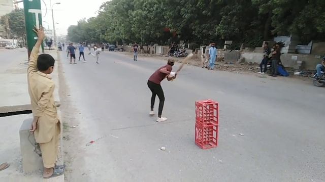 KIA MIGHTY BULLS 1 BALL PER 1 RUN BANA KAR FINAL KE LIYE QUALIFY KR PAYEGI? SPL SEASON III SEMIFINA смотреть онлайн