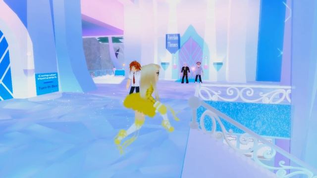 My Terrible Stalker Is Back And Wants To Tell Everyone My Secrets... | Roblox Royale High Roleplay смотреть онлайн