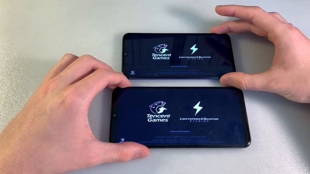 Samsung Galaxy A40 vs Samsung Galaxy A20 смотреть онлайн