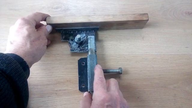 Маятниковая стойка для болгарки.