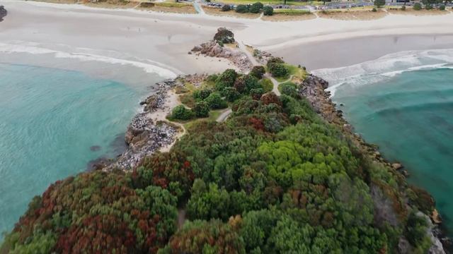 Hibiscus Surf School Hires смотреть онлайн