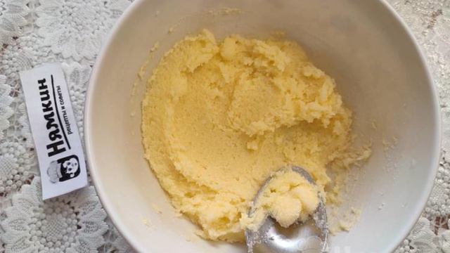 Нарезные шоколадные пряники с глазурью