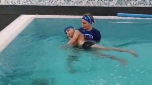 ЛФК в бассейне