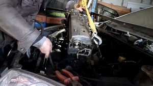 37  Подъем  двигателя  на Джили МК  копия  двгателя TOYOT A4 FE